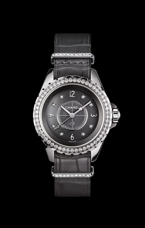 chanel j12 watchmaking